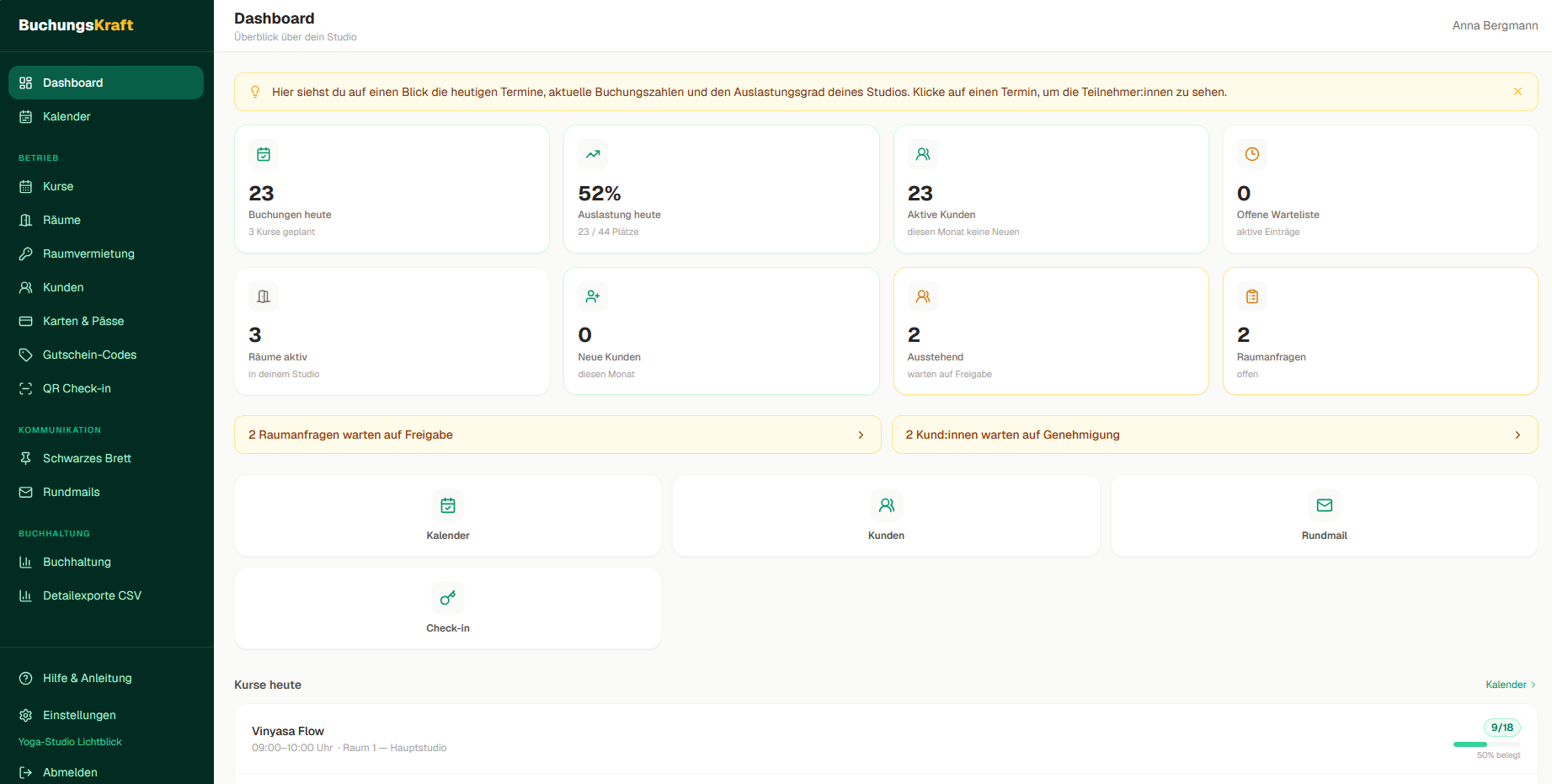 Dashboard-Übersicht in BuchungsKraft